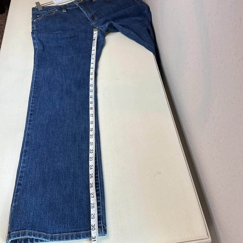 MICHAEL Michael Kors Boot Cut‎ Mid Rise Jeans Size 8